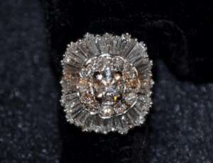 Винтажное кольцо с бриллиантами