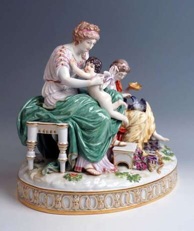 SOLD Meissen Figurine Group 1850 Usine de porcelaine Meissen Porcelaine Biedermeier Allemagne 1850 - photo 1