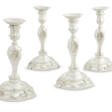 A SET OF FOUR GEORGE II SILVER CANDLESTICKS - Auktionsarchiv