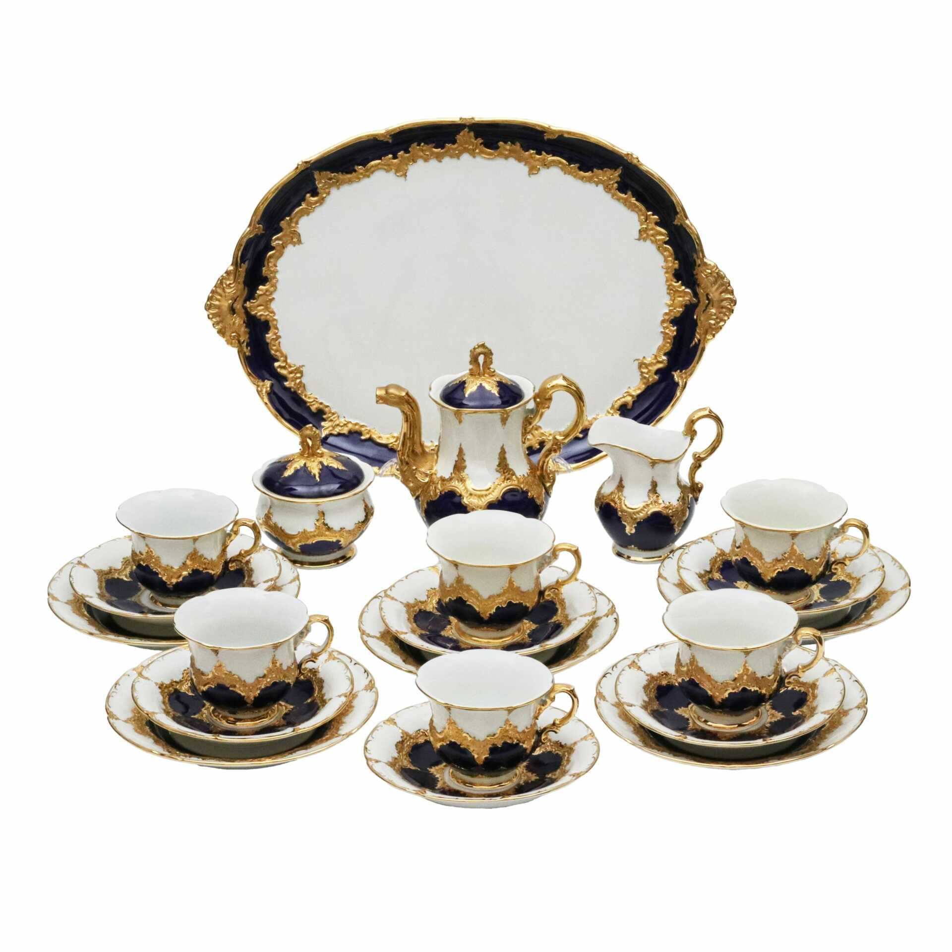 Meissen B Form. Tea and coffee service for six people. 20th century.