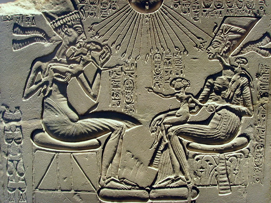 Барельеф. Древнеегипетский койланалиф на стенах храма. XIV век до нашей эры