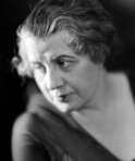 Лора Альбен-Гийо (1879 - 1962) - фото 1