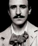 Charles Rennie Mackintosh (1868 - 1928) - Foto 1