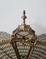 Красивый каминный экран 