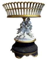 Paris Porcelain centerpiece with putti, 19th Century Paris Porcelain centerpiece with putti, 19th Century
