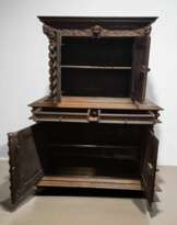 French Renaissance Revival Carved Oak Buffet à Deux Corps, 19 Century