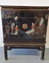Oriental style cabinet Oriental style cabinet