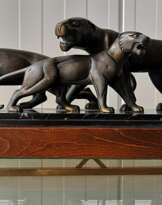 Bronze figure Family