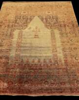 Старинный шёлковый ковёр Старинный шёлковый ковёр