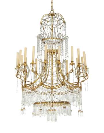 A PAIR OF NORTH EUROPEAN GILT-METAL AND CUT-GLASS EIGHTEEN-LIGHT CHANDELIERS - фото 7