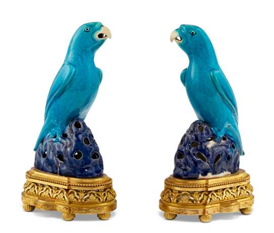 A PAIR OF ORMOLU-MOUNTED CHINESE TURQUOISE AND AUBERGINE GLAZED PARROTS - photo 1