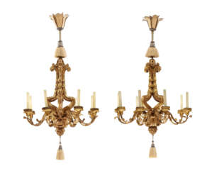 A PAIR OF ITALIAN GILTWOOD AND GILT-METAL EIGHT-LIGHT CHANDELIERS