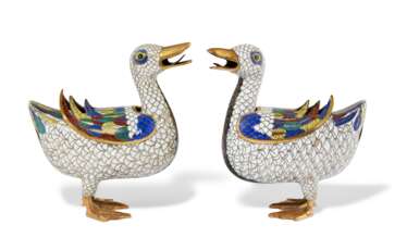 A PAIR OF CHINESE CLOISONNE ENAMEL DUCK-FORM INCENSE BURNERS