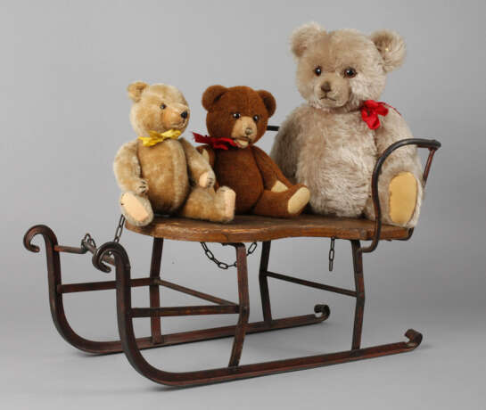 Steiff Teddybären mit Kinderschlitten - фото 1