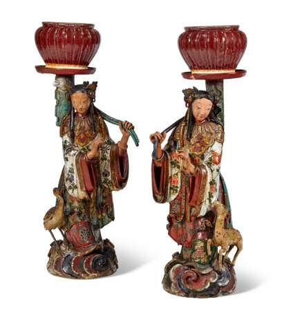 A PAIR OF CHINESE GLAZED CERAMIC FIGURAL PEDESTALS - фото 1