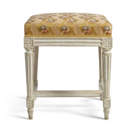 A PAIR OF LOUIS XVI GREY-PAINTED TABOURETS - photo 2