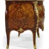 Latz, Jean-Pierre. A LOUIS XV ORMOLU-MOUNTED BOIS SATINE, KINGWOOD, AMARANTH AND MARQUETRY COMMODE - фото 3