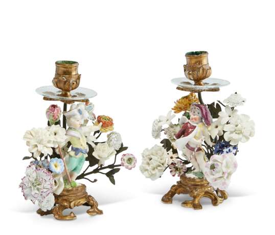 A PAIR OF FRENCH ORMOLU, MEISSEN AND FRENCH PORCELAIN CANDLESTICKS - photo 3
