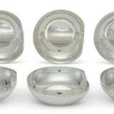 Tiffany & Co.. A SET OF SIX SILVER SMALL DISHES - photo 1