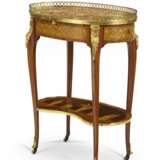 A LATE LOUIS XV ORMOLU-MOUNTED TULIPWOOD AND MARQUETRY TABLE A ECRIRE - фото 2