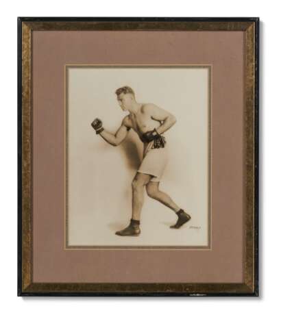 A Group of Six Boxing Photographs - photo 3