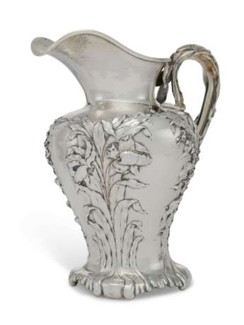AN AMERICAN SILVER WATER PITCHER - фото 2