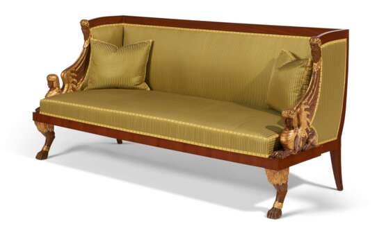 Samuel, H.. A SUITE OF RUSSIAN PARCEL-GILT MAHOGANY SEAT FURNITURE - photo 3