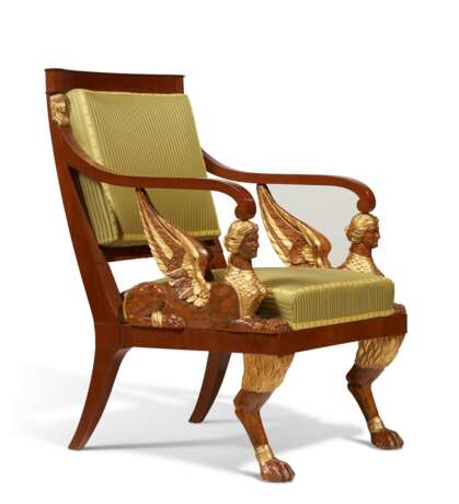 Samuel, H.. A SUITE OF RUSSIAN PARCEL-GILT MAHOGANY SEAT FURNITURE - photo 7
