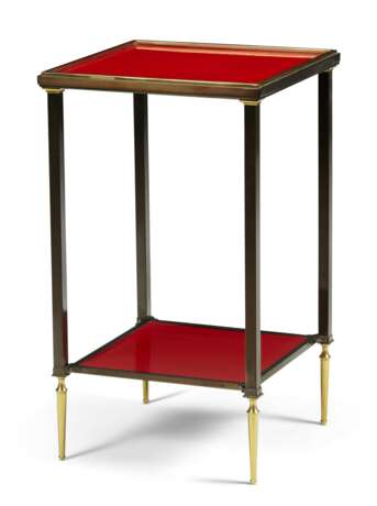 A PAIR OF FRENCH PATINATED AND GILT-BRONZE TWO-TIER RED COMPOSITION SQUARE SMALL TABLES - фото 2