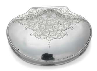 A GEORGE I SILVER SNUFF BOX