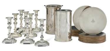 A GROUP OF SILVER-PLATED TABLE ARTICLES