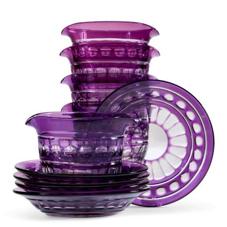FIVE ENGLISH PURPLE-OVERLAY CUT-GLASS GLASS RINSERS AND STANDS - фото 2