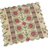 A LARGE GROUP OF PRINTED COTTON BED LINENS - Foto 3