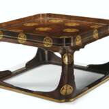 A GROUP OF THREE JAPANESE LACQUERED SMALL STANDS - photo 3