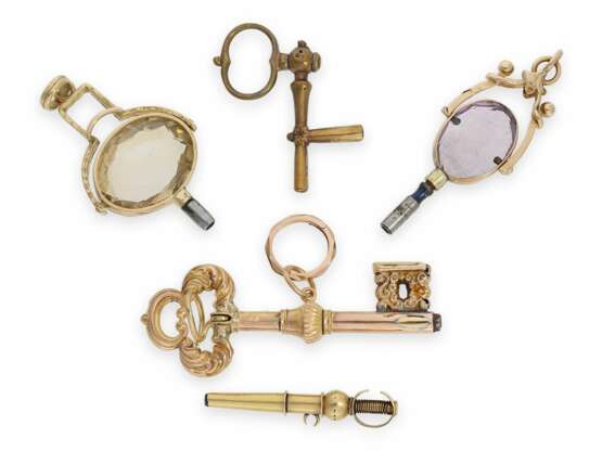 Taschenuhrenschlüssel: Konvolut seltener Spindeluhrenschlüssel, ca.1680-1800 - Foto 2