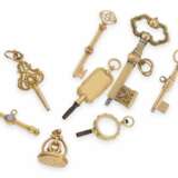 Taschenuhrenschlüssel: Konvolut von seltenen und ausgefallenen goldenen Spindeluhrenschlüsseln, ca.1780-1820 - Foto 1