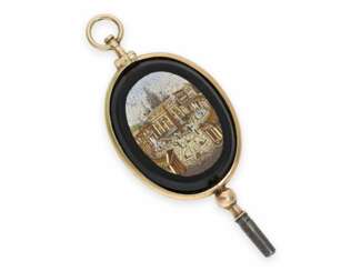 Taschenuhrenschlüssel: museale Rarität, großer goldener Spindeluhrenschlüssel mit seltenem Mikromosaik "Der Petersdom zu Rom", Italien ca.1820