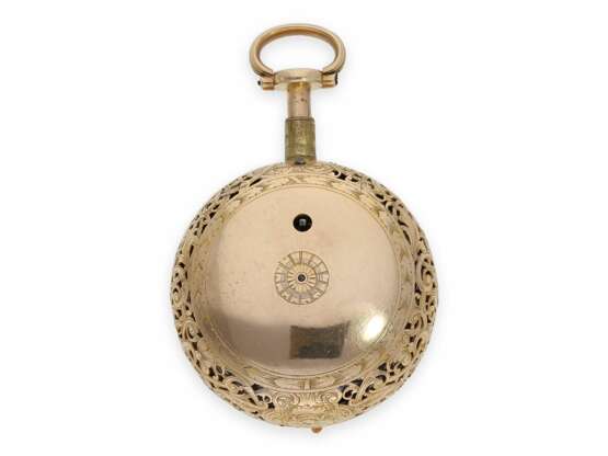 Taschenuhr: prächtige goldene Doppelgehäuse Repoussé Spindeluhr mit Repetition auf Glocke, Antoine Joly Geneve, ca.1760 - фото 3