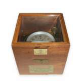 Marine-Chronometer: Glashütter Marinechronometer GUB6152/Wempe7387 mit Wempe-Servicenachweis von 1996, vermutlich um 1958 - фото 4
