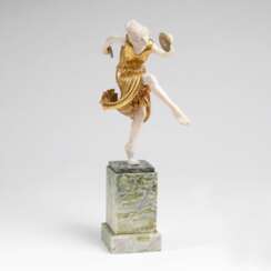Chryselephantin-Figur &#39;Dancer with cymbals&#39;