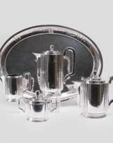 Art-déco Kaffee- und Teeservice auf Tablett