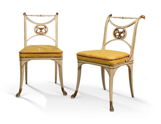 A PAIR OF NORTH ITALIAN EMPIRE WHITE-PAINTED AND PARCEL-GILT SIDE CHAIRS - фото 1