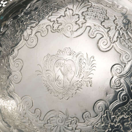 Archambo, Peter. A GEORGE II SILVER BASKET - photo 5
