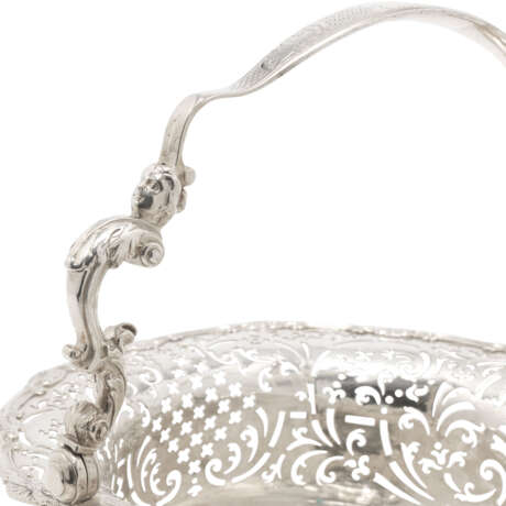 Archambo, Peter. A GEORGE II SILVER BASKET - photo 6