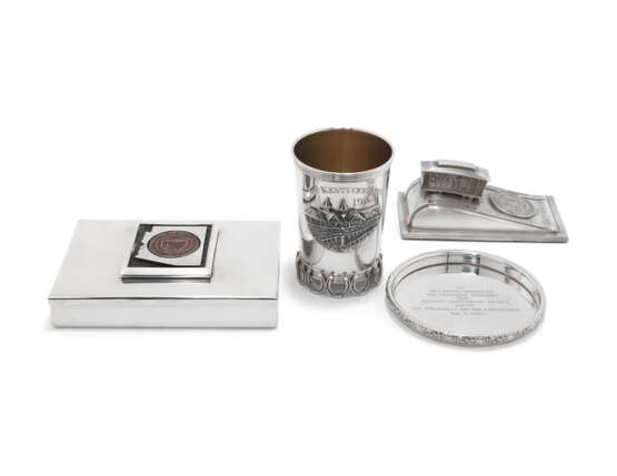 GIFTS FROM THE UNITED STATES OF AMERICA:FOUR AMERICAN SILVER AND SILVER-PLATED GIFTS FROM THE US PRESIDENT, THE GOVERNOR OF ARIZONA, THE MAYOR OF SAN FRANCISCO AND THE COMMONWEALTH OF KENTUCKY - photo 1