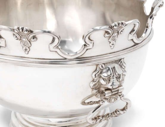 A GEORGE V SILVER MONTEITH - photo 4