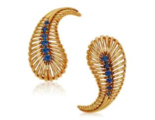 PAIR OF VAN CLEEF & ARPELS SAPPHIRE BROOCHES