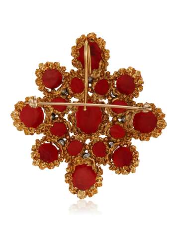CORAL AND DIAMOND PENDANT BROOCH - photo 2