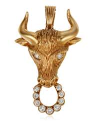 VAN CLEEF & ARPELS DIAMOND AND GOLD BROOCH