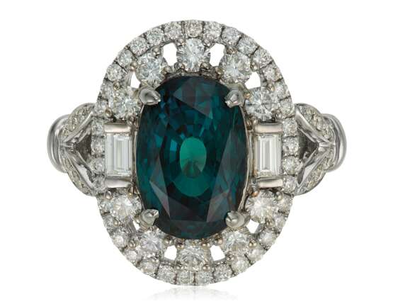 ALEXANDRITE AND DIAMOND RING WITH GIA REPORT - photo 1